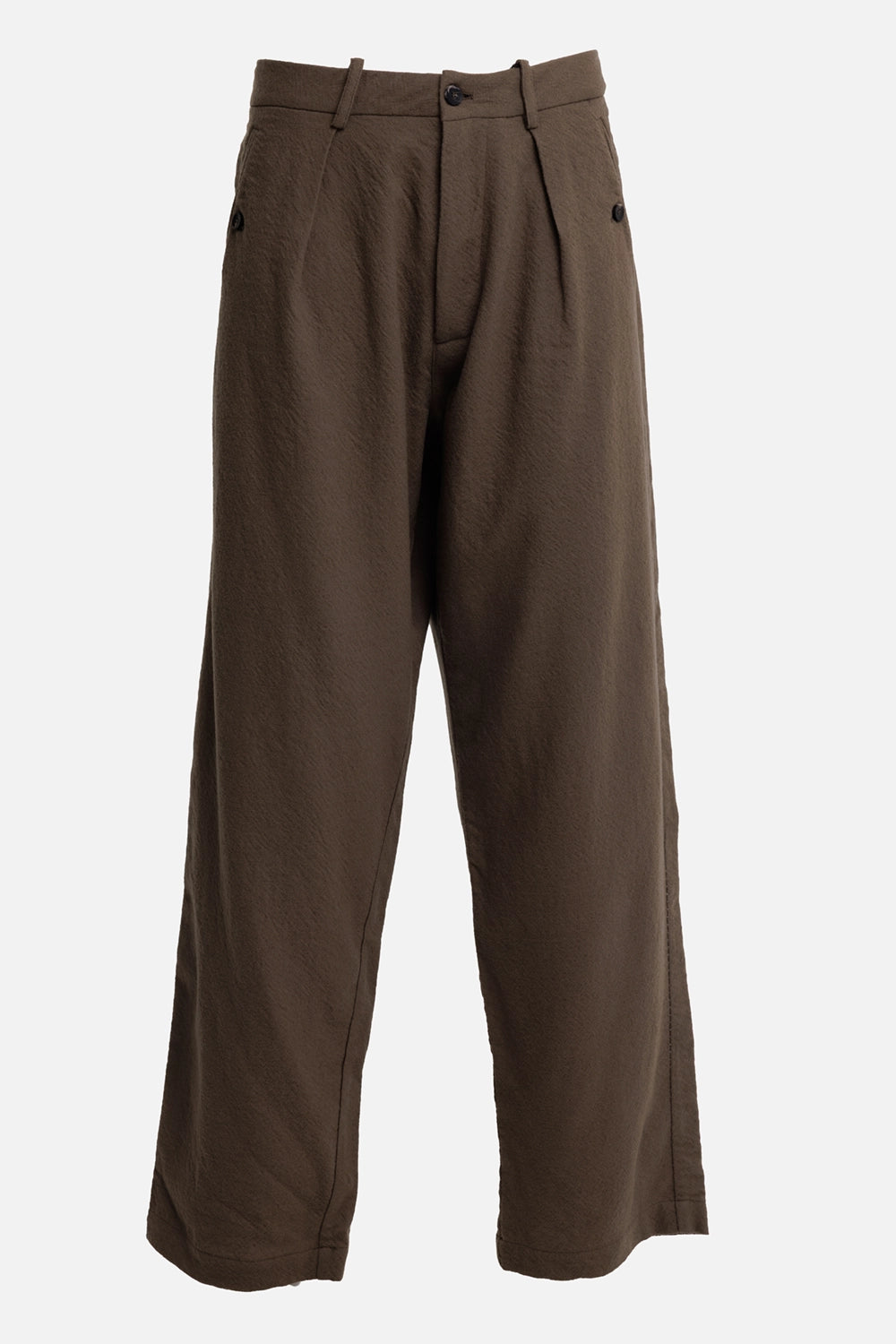 Masnada men's trousers in Marsh, front view with deep pleats, belt loops and buttoned hip pockets